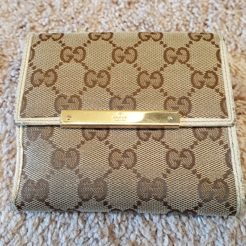 ✨ Authentic Gucci Wallet ✨